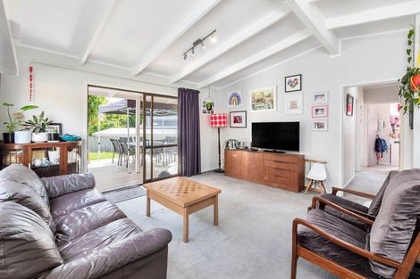 Photo of property in 1/9 Wilson Road, Glen Eden, Auckland, 0602