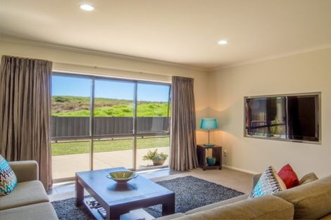 Photo of property in 21 Omega Place, Coastlands, Whakatane, 3120