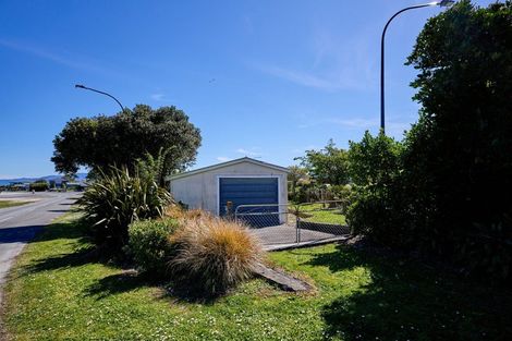 Photo of property in 1 Kaka Road, South Bay, Kaikoura, 7300