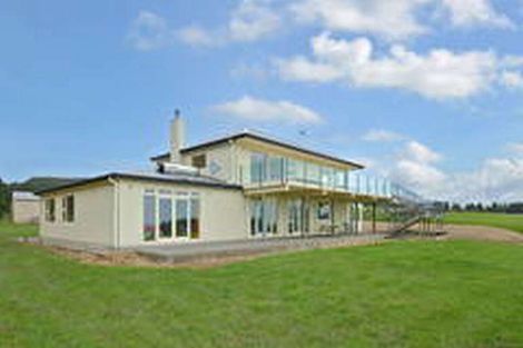 Photo of property in 116 Ngahere Park Road, Turitea, Palmerston North, 4472