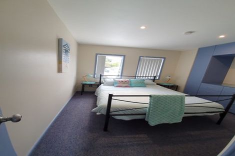 Photo of property in 18 Rewa Place, Russell, 0202