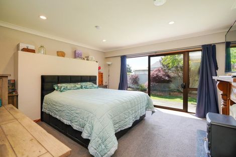 Photo of property in 21 Ballantrae Street, Wallacetown, 9816