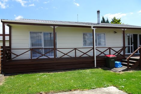 Photo of property in 5b Beech Place, Owhata, Rotorua, 3010