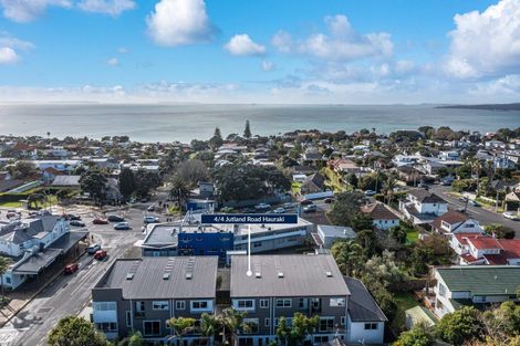 Photo of property in 4/4 Jutland Road, Hauraki, Auckland, 0622