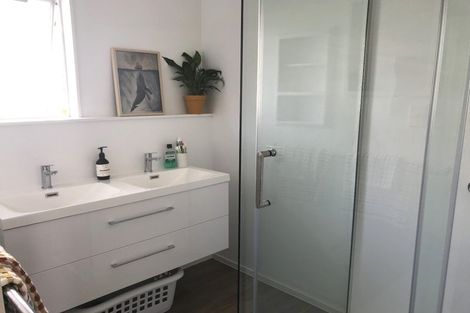 Photo of property in 8 Yorke Road, Haruru, 0204