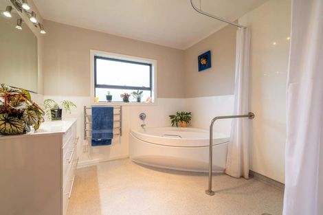 Photo of property in 146 Fletcher Road, Ngahinapouri, Hamilton, 3290