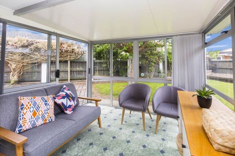 Photo of property in 4 Roband Crescent, Brown Owl, Upper Hutt, 5018