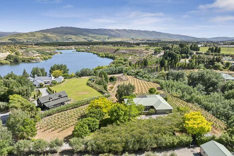 Photo of property in 15a Cairnmuir Road, Nevis, Cromwell, 9384