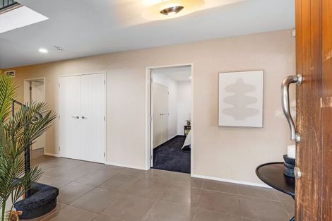 Photo of property in 52 Ruapehu Drive, Fitzherbert, Palmerston North, 4410