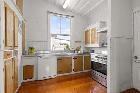 Photo of property in 24a Third Avenue, Avenues, Whangarei, 0110