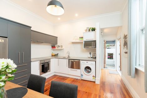 Photo of property in 70 Wallace Street, Mount Cook, Wellington, 6021