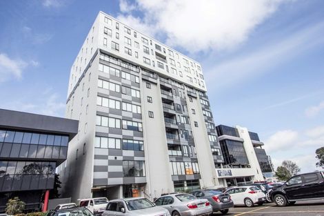 Photo of property in Twin Towers, 611/17 Putney Way, Manukau, Auckland, 2104