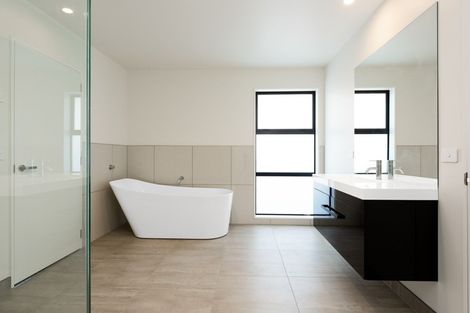 Photo of property in 9 Spencer Place, Springlands, Blenheim, 7201