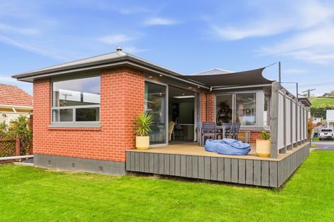 Photo of property in 16 Hall Road, Sawyers Bay, Port Chalmers, 9023