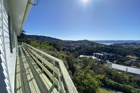 Photo of property in 5a Jerome Way, Crofton Downs, Wellington, 6035