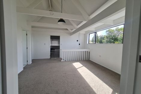 Photo of property in 57 Lucknow Road, Havelock North, 4130