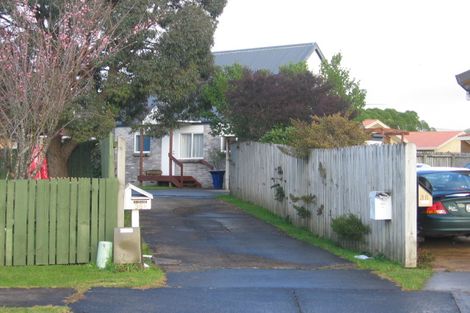 Photo of property in 2/36 Heathridge Place, Burswood, Auckland, 2013