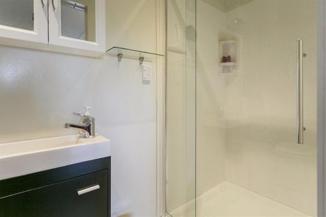 Photo of property in 8b Rihi Place, Nukuhau, Taupo, 3330