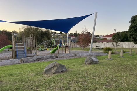 Photo of property in 39 Linwood Avenue, Forrest Hill, Auckland, 0620