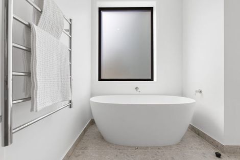 Photo of property in 14 Rubus Street, Wanaka, 9382