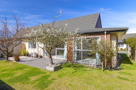 Photo of property in Rivertown Villas, 150 Williams Street, Kaiapoi, 7630