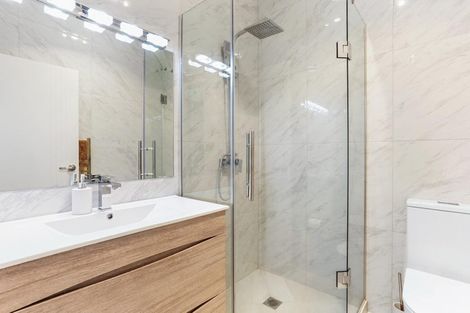 Photo of property in 21c Cherry Tree Place, Massey, Auckland, 0614