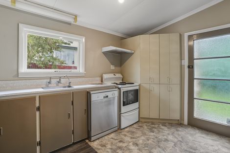 Photo of property in 49b Bath Street, Brighton, Dunedin, 9035