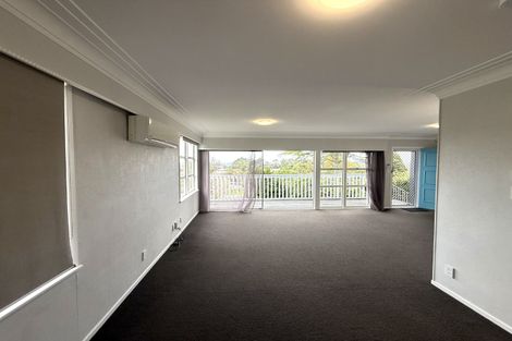 Photo of property in 5 Hartley Terrace, Massey, Auckland, 0614