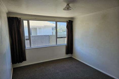 Photo of property in 4 Oakland Street, Northcote, Christchurch, 8052