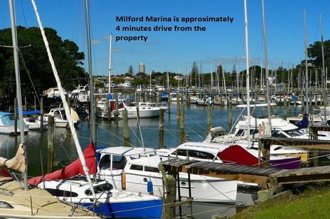 Photo of property in 1/9 Brian Avenue, Forrest Hill, Auckland, 0620