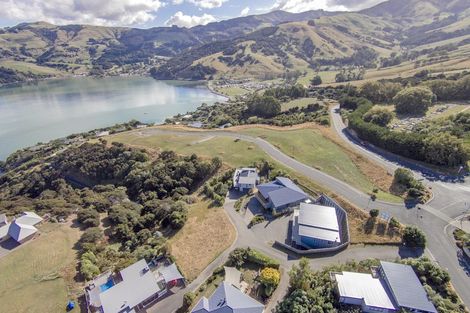 Photo of property in 34 Totara Drive, Duvauchelle, 7581