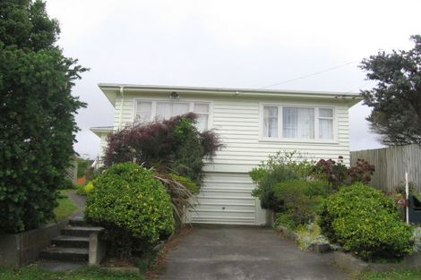 Photo of property in 41 Redwood Avenue, Tawa, Wellington, 5028
