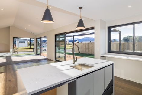 Photo of property in 26 Pounamu Avenue, Albert Town, Wanaka, 9305