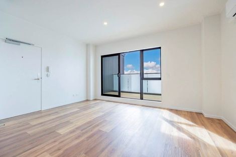 Photo of property in 102/50 Clay Works Lane, New Lynn, 0600