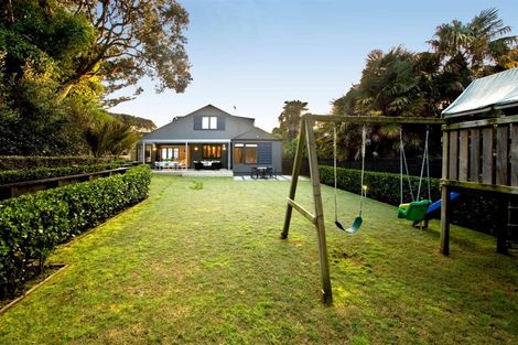 Photo of property in 11 Audrey Road, Takapuna, Auckland, 0620
