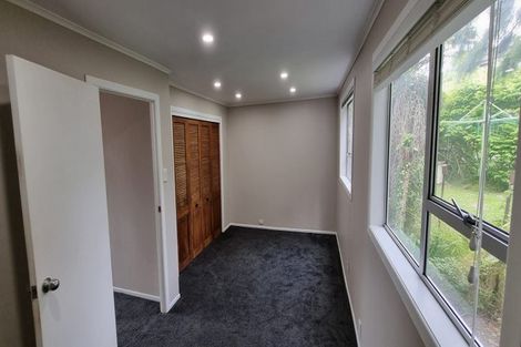 Photo of property in 124 Browns Bay Road, Rothesay Bay, Auckland, 0630