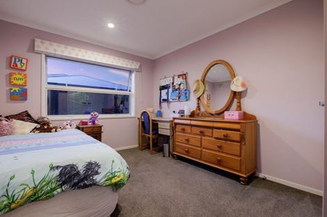 Photo of property in 7 Hoiho Place, Papamoa, 3118