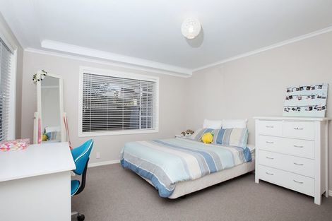 Photo of property in 7a Chatswood Grove, Fitzroy, New Plymouth, 4312