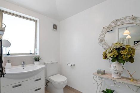 Photo of property in 10 Citrus Grove, Mapua, 7005