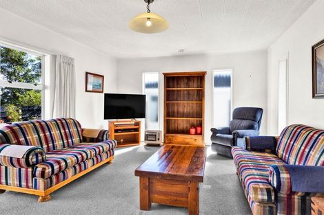 Photo of property in 30 Truby King Street, Merrilands, New Plymouth, 4312