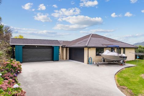 Photo of property in 5 Judd Road, Maungaturoto, 0520