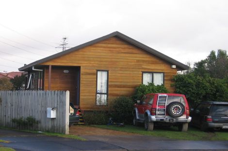 Photo of property in 38 Heathridge Place, Burswood, Auckland, 2013