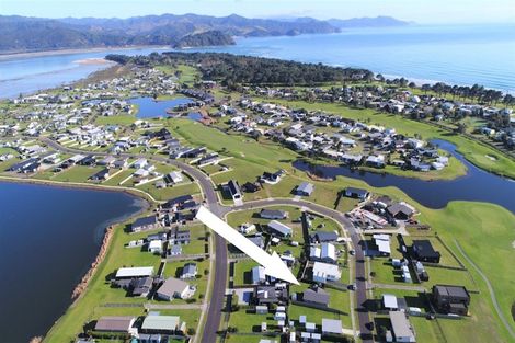 Photo of property in 116 Rangiora Crescent, Matarangi, Whitianga, 3592