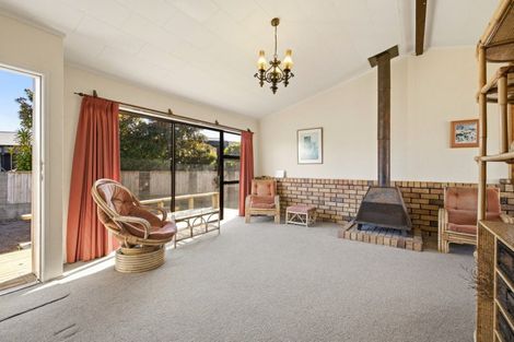 Photo of property in 55 Dickson Road, Papamoa Beach, Papamoa, 3118