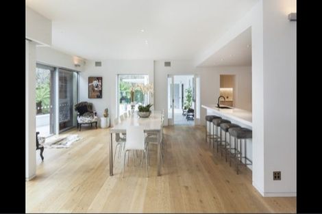 Photo of property in 8 Saint Barnabas Lane, Fendalton, Christchurch, 8052