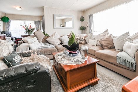 Photo of property in 6/705 Queen Street East, Parkvale, Hastings, 4122