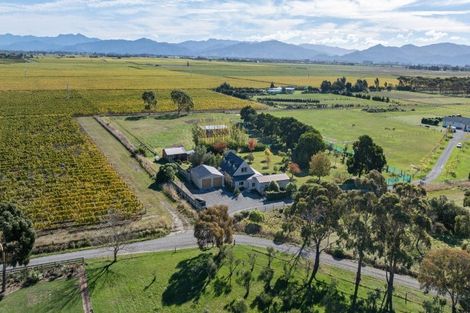 Photo of property in 737 Dillons Point Road, Dillons Point, Blenheim, 7273