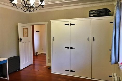 Photo of property in 44 Birdwood Road, Waterloo, Lower Hutt, 5011