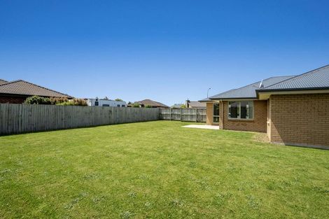Photo of property in 69 Acacia Avenue, Rangiora, 7400