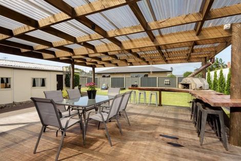 Photo of property in 15 Pemberton Crescent, Greerton, Tauranga, 3112